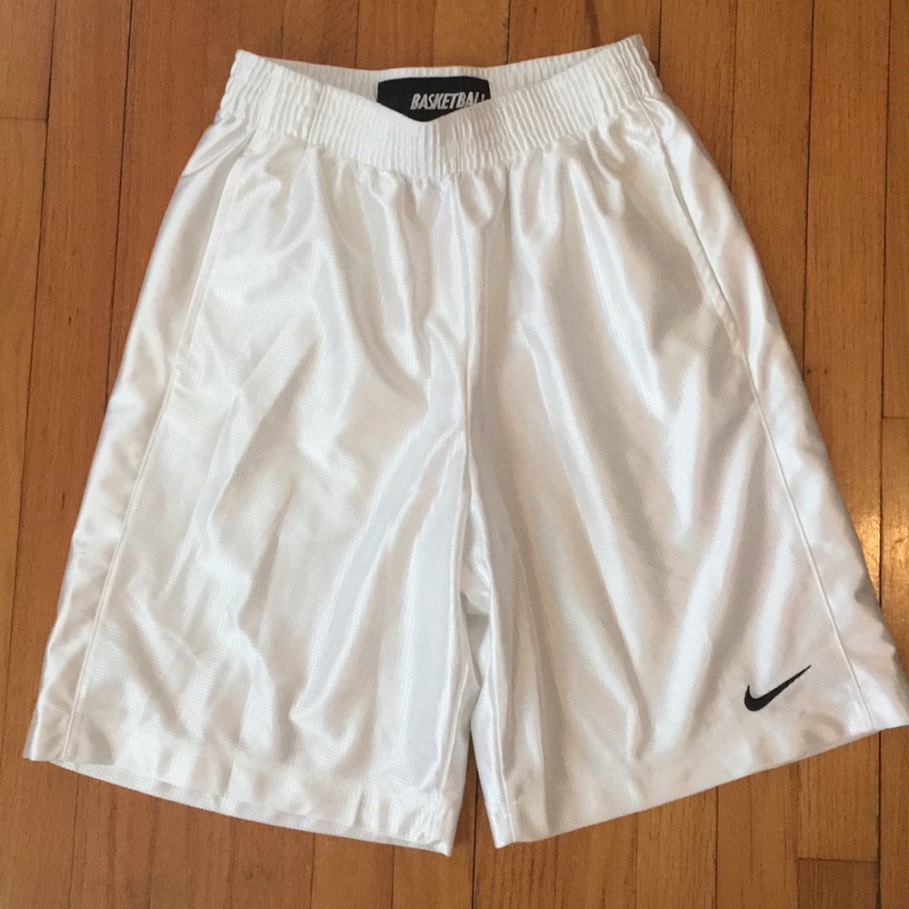 Men’s basketball shorts